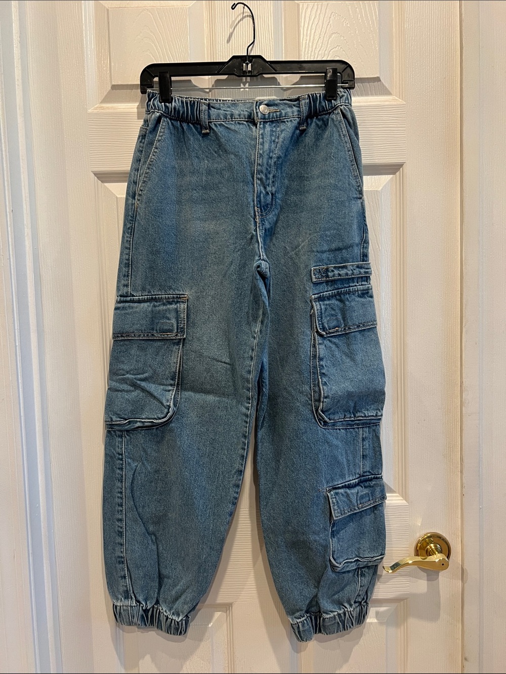 Forever 21 Barrel Leg Cargo Jeans